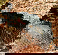 Red Hands Cave Walking Track - Blue Mountains National Park - Gold Coast Attractions