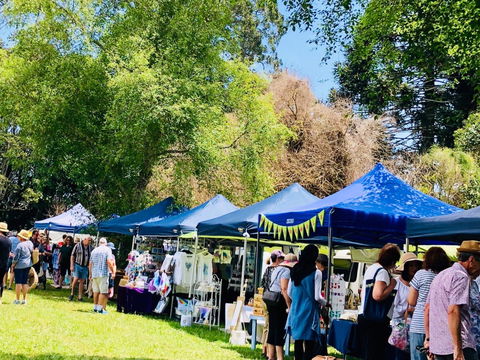 Tamborine Mountain State School Markets - Gold Coast Attractions 2