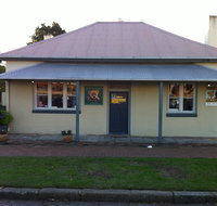 Teddy Bears Downstairs and Grandma's Feather Bed - Gold Coast Attractions