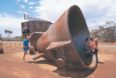 WMC Resource Nickel Pots - Gold Coast Attractions 0