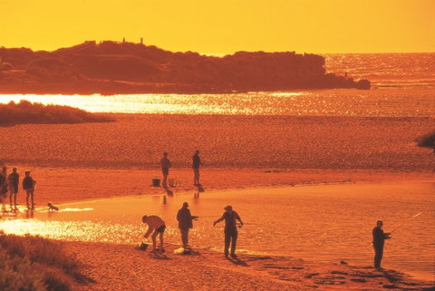 Chinaman's Beach - Gold Coast Attractions 1