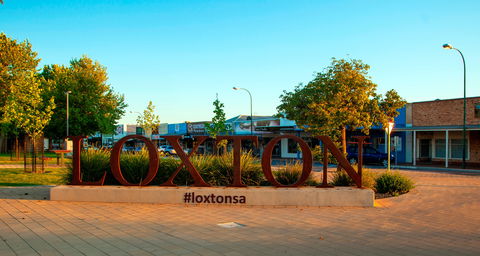 East Terrace, Loxton - Gold Coast Attractions 0