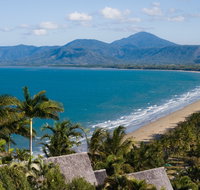 Four Mile Beach - Gold Coast Attractions
