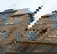 Memorial Hall - Gold Coast Attractions