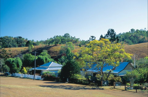 North Burnett - Mount Perry (via Monto) To Biggenden To Childers - Gold Coast Attractions 0