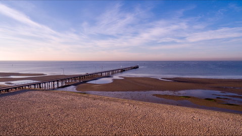 Altona Beach - Gold Coast Attractions 0