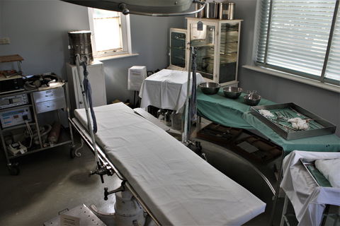 Carcoar Hospital Museum - Gold Coast Attractions 1