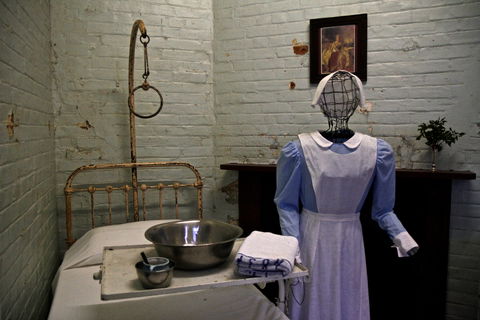 Carcoar Hospital Museum - Gold Coast Attractions 2