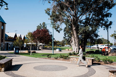 Dunsborough - Gold Coast Attractions 2