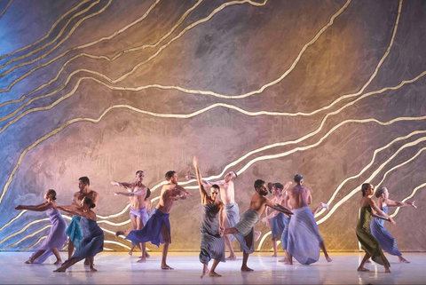 Geelong Arts Centre - Gold Coast Attractions 0