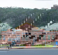 Latrobe - Gold Coast Attractions