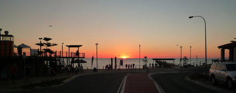 Port Noarlunga Beach, Jetty, Reef And Aquatic Trail - Gold Coast Attractions 1