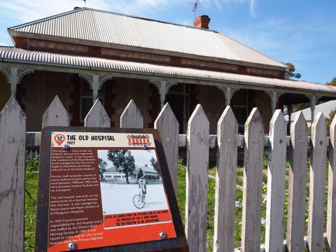 Tailem Bend Historic Rail Trail - Gold Coast Attractions 2