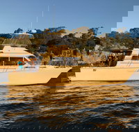 Cruising the  Swan River in at Sunset with Boutique Cruise - Gold Coast Attractions