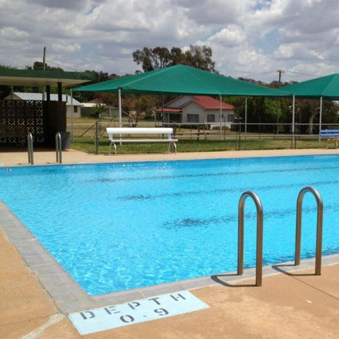 Cudal Swimming Pool - Gold Coast Attractions 0