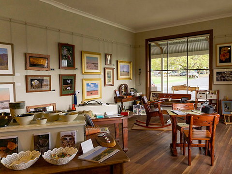 Olde Bridge Gallery - Gold Coast Attractions 0