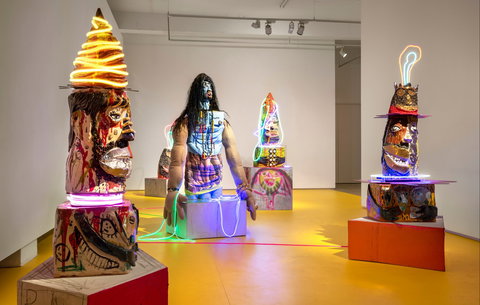 Sullivan+Strumpf Sydney - Gold Coast Attractions 0