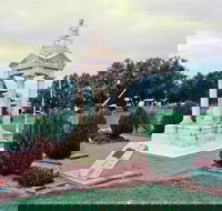 Weeping Mother Memorial - Gold Coast Attractions