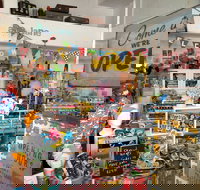 Alie Jane Travel Accessories and Designs - Gold Coast Attractions