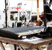 Apollo Bay Radio 87.6 FM - Gold Coast Attractions