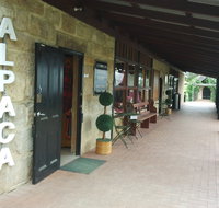 Australian Alpaca Barn - Pokolbin - Gold Coast Attractions