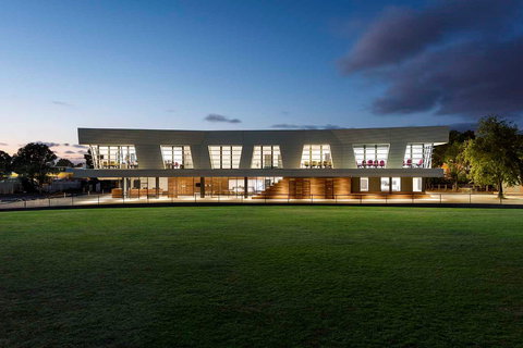 Bowery Theatre - Gold Coast Attractions 1