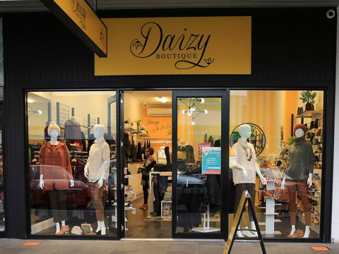 Daizy Boutique - Gold Coast Attractions 0