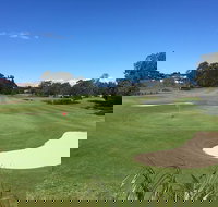 Emerald Downs Golf Course - Gold Coast Attractions