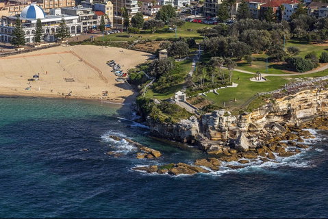 Giles Baths - Gold Coast Attractions 0