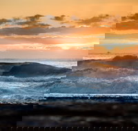 Guillotines Surf Break - Gold Coast Attractions