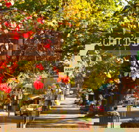 Hahndorf Main Street - Gold Coast Attractions