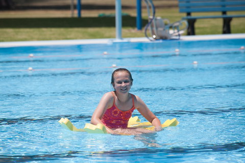 John Houston Memorial Pool: Olympic Pool Complex - Gold Coast Attractions 1