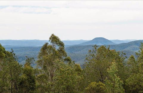 Mount Yengo Lookout - Gold Coast Attractions 0