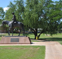 Stockmans Pioneer Memorial Katherine Icon - Gold Coast Attractions
