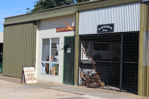 The Bakehouse Arts And Crafts - Gold Coast Attractions 0