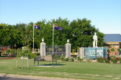 WW1 Memorial Park - Gold Coast Attractions 1