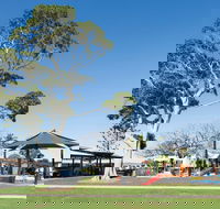 Eddie Santaguiliana Way - Gold Coast Attractions