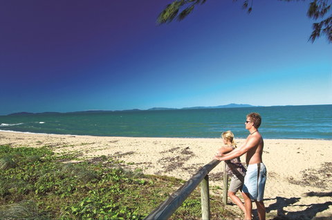 Forrest Beach - Gold Coast Attractions 0