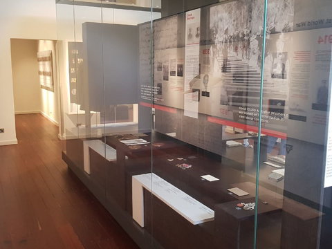 Goldfields War Museum (at The Boulder Town Hall) - Gold Coast Attractions 0