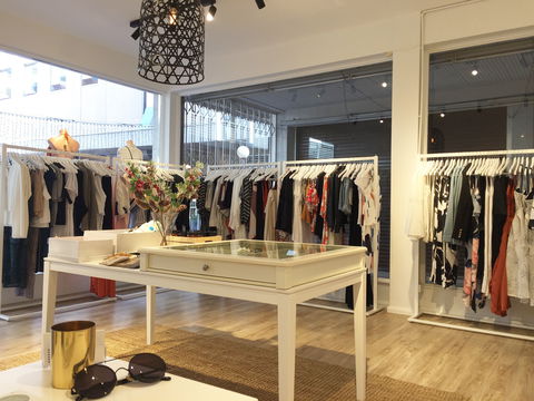 Ivory Lane Boutique - Gold Coast Attractions 2