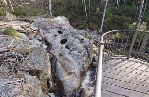 Myanba Gorge Lookout - Gold Coast Attractions 0