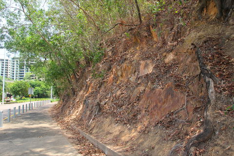 Stokes Hill - Gold Coast Attractions 0