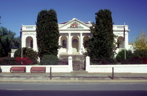 The Yass Courthouse - Gold Coast Attractions 2