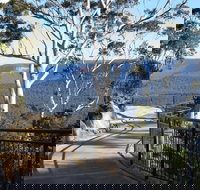 Three Sisters Walk - Gold Coast Attractions