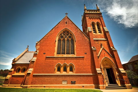 Two-Foot Heritage Walk - Gold Coast Attractions 1