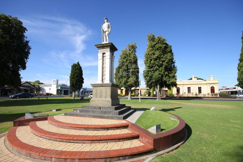 Naracoorte Town Square - Gold Coast Attractions 0