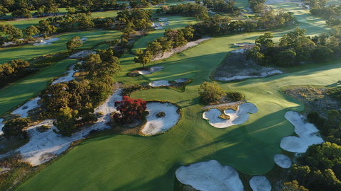 Peninsula Kingswood Country Golf Club - Gold Coast Attractions 2