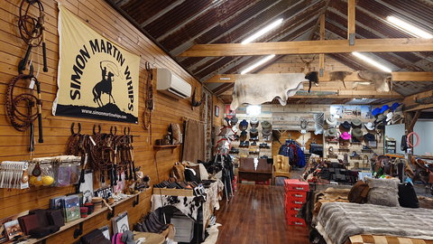 Simon Martin Whips & Leathercraft - Gold Coast Attractions 1