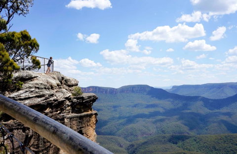 Sublime Point Lookout - Leura - Gold Coast Attractions 0