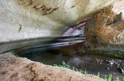 Verandah Cave - Gold Coast Attractions 0
